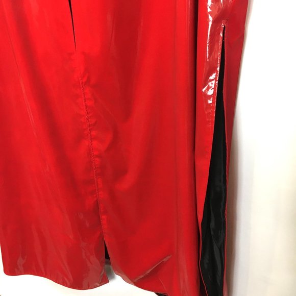 LEG AVENUE  Red Vinyl Blk Lined Long Hooded Cape Discontinued  VTG NOS NWT - Picture 7 of 13